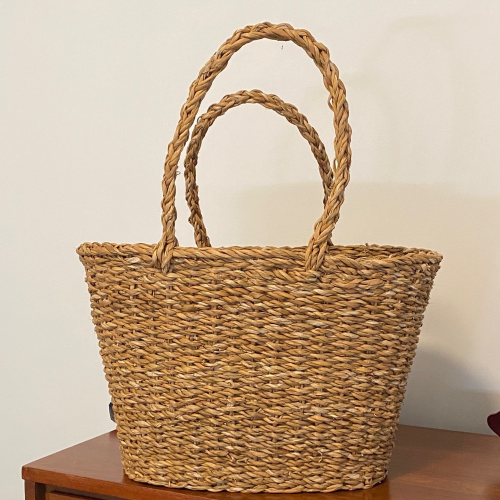 Gillian Stevens  Woven Straw Tote Bag